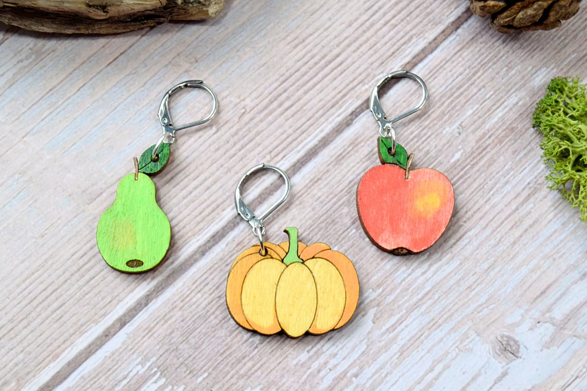 Wooden stitch markers apple, pear and pumpkin