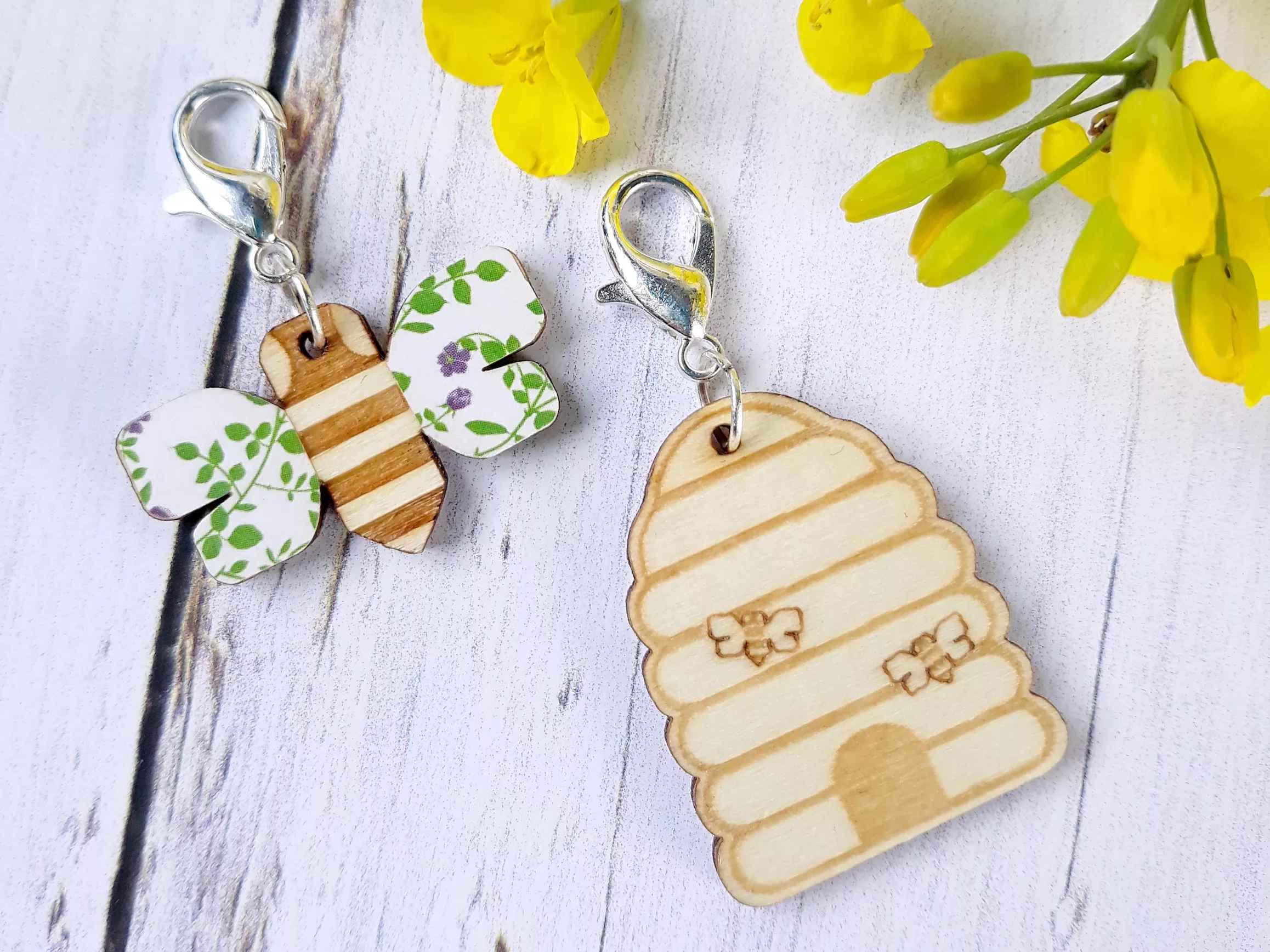 Wooden Stitch Marker Bee and Beehive